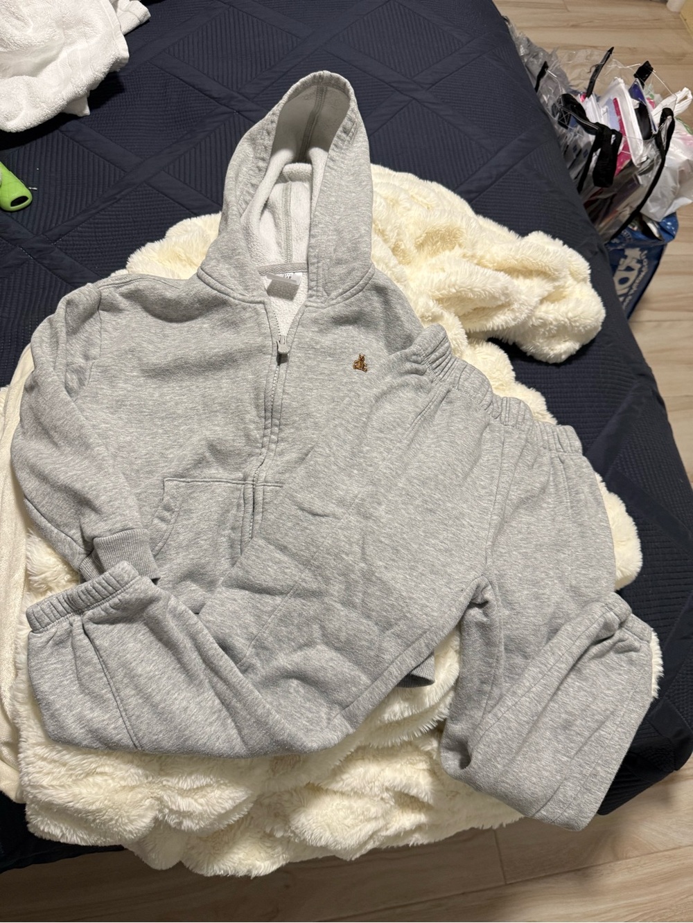GAP Light Gray Hooded Zip Sweatshirt and Joggers Set size 5